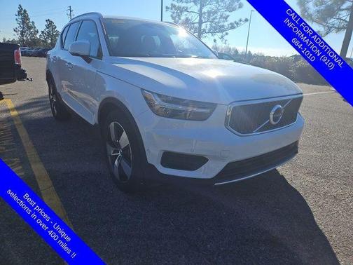 2019 Volvo XC40 T5 Momentum