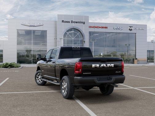 Diamond Black Crystal Pearlcoat 2026 RAM 2500 Laramie Crew Cab 4x4 6'4' Box