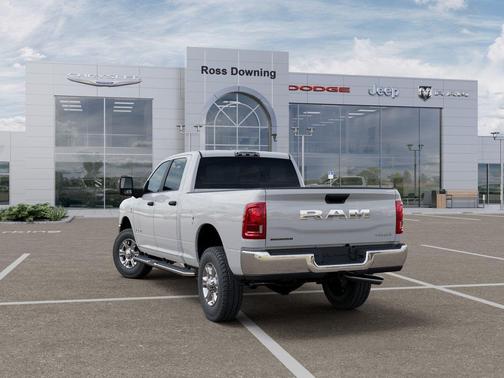 Bright White Clearcoat 2026 RAM 2500 Big Horn Crew Cab 4x4 6'4' Box