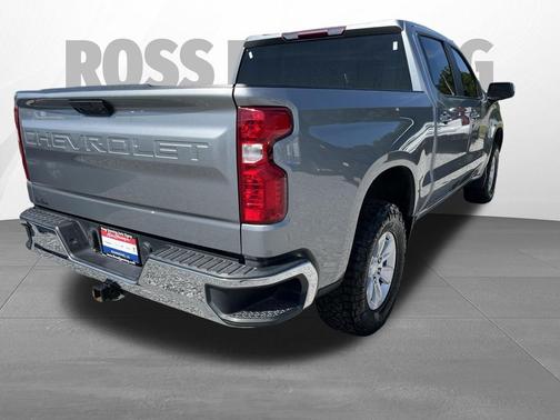 Sterling Gray Metallic 2023 Chevrolet Silverado 1500 LT