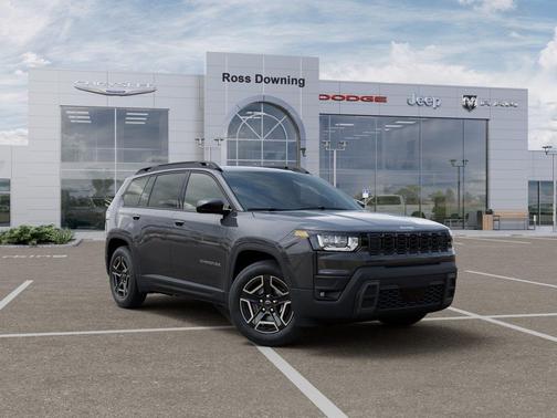 Sting-Gray Clearcoat 2026 Jeep Cherokee Laredo 4x4