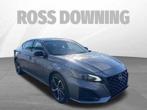 2025 Nissan Altima SR FWD