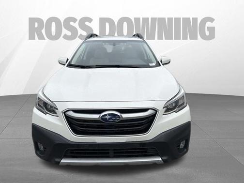 Crystal White Pearl 2022 Subaru Outback Limited