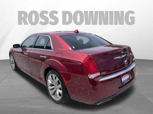 Velvet Red Pearlcoat 2018 Chrysler 300 Limited