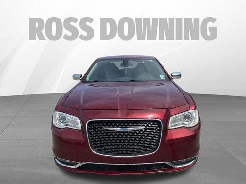 Velvet Red Pearlcoat 2018 Chrysler 300 Limited