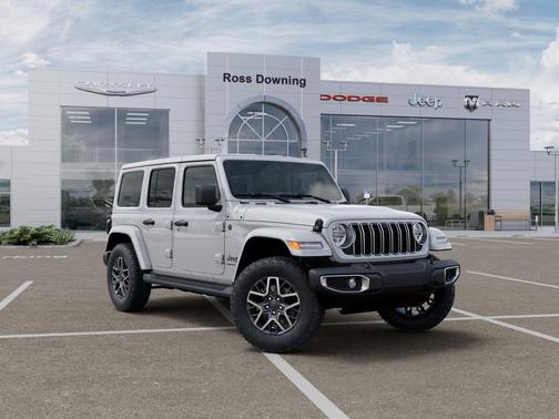 Bright White Clearcoat 2026 Jeep Wrangler 4-Door Sahara 4x4