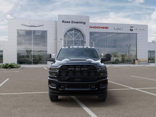 Diamond Black Crystal Pearlcoat 2026 RAM 2500 Black Express Crew Cab 4x4 8' Box