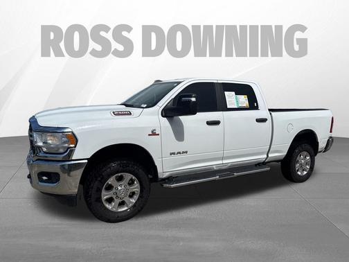Bright White Clearcoat 2024 RAM 2500 Big Horn Crew Cab 4x4 6'4' Box