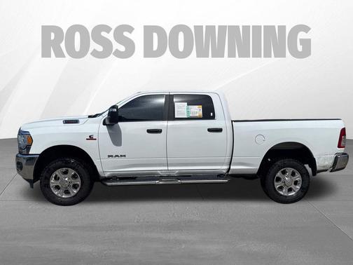 Bright White Clearcoat 2024 RAM 2500 Big Horn Crew Cab 4x4 6'4' Box