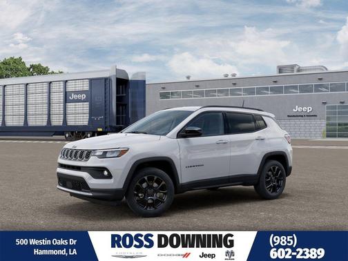 Bright White Clearcoat 2026 Jeep Compass Latitude
