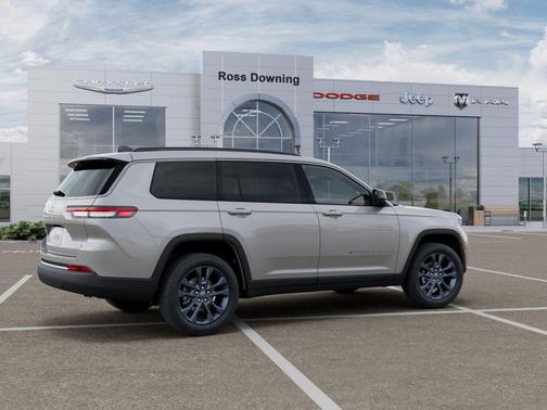 Silver Zynith 2026 Jeep Grand Cherokee Limited