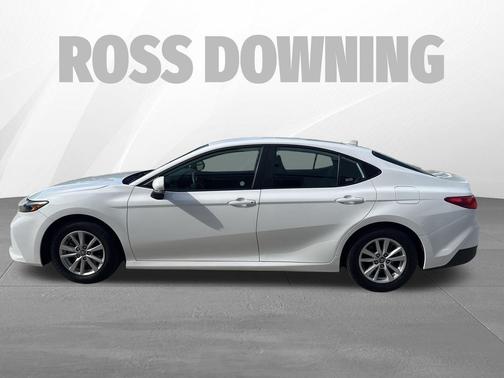 Ice Cap 2025 Toyota Camry LE