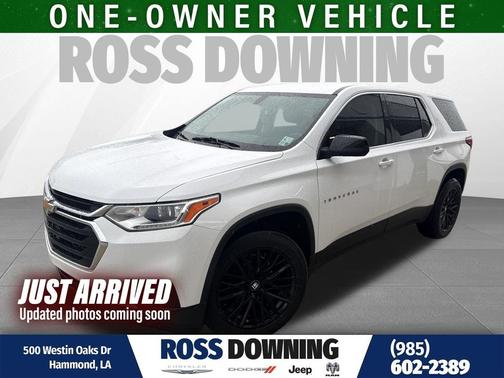 Summit White 2021 Chevrolet Traverse LS