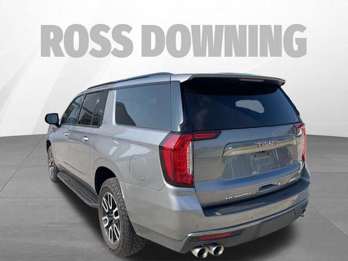 2022 GMC Yukon XL 4WD AT4