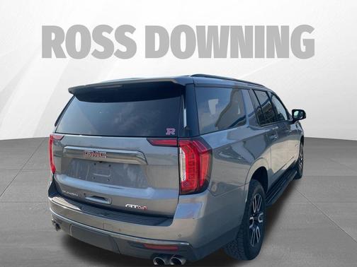 2022 GMC Yukon XL 4WD AT4