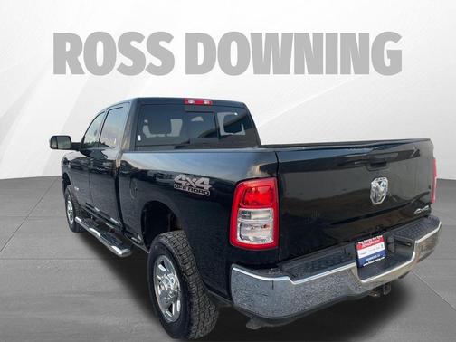 2022 RAM 2500 Tradesman Crew Cab 4x4 6'4' Box