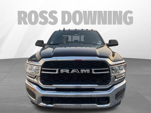 2022 RAM 2500 Tradesman Crew Cab 4x4 6'4' Box