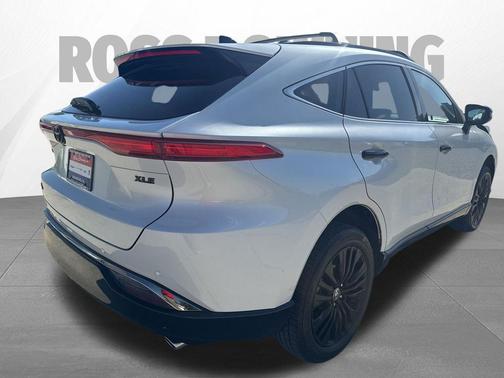 Wind Chill Pearl 2023 Toyota Venza Nightshade Edition