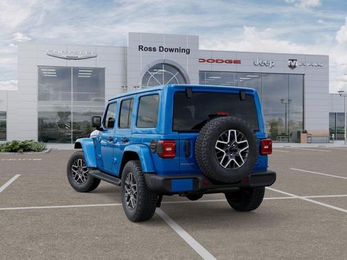 2025 Jeep Wrangler 4-Door Sahara 4x4