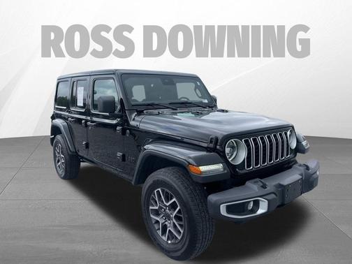 Black Clearcoat 2025 Jeep Wrangler 4-Door Sahara 4x4