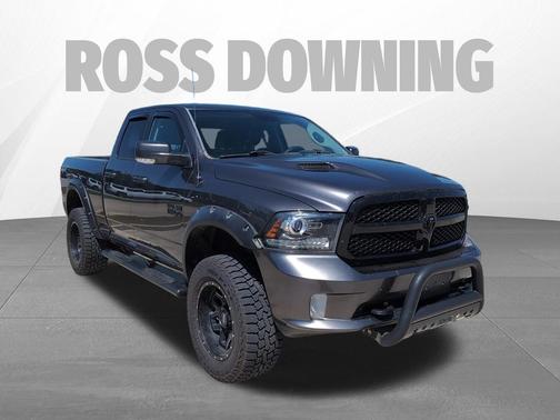 2017 RAM 1500 Night Quad Cab 4x4 6'4' Box