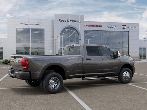 2026 RAM 3500 Laramie Crew Cab 4x4 8' Box