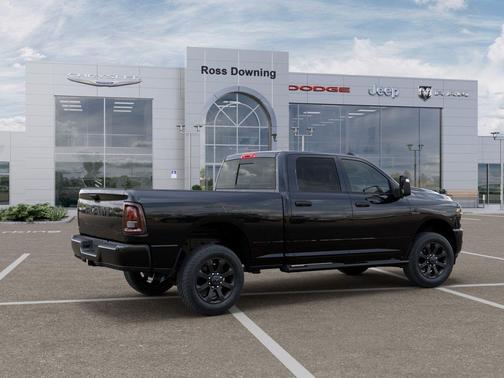 Diamond Black Crystal Pearlcoat 2026 RAM 2500 Black Express Crew Cab 4x4 6'4' Box
