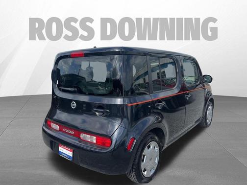 Sapphire Black Pearl 2010 Nissan Cube 1.8S