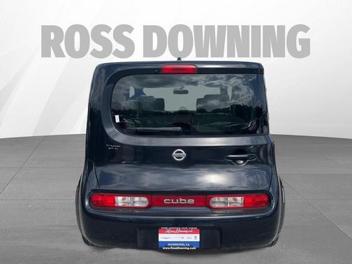 Sapphire Black Pearl 2010 Nissan Cube 1.8S