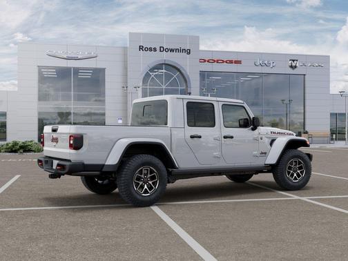 Bright White Clearcoat 2026 Jeep Gladiator Rubicon