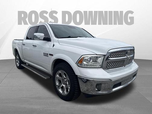 Bright White Clearcoat 2016 RAM 1500 Laramie
