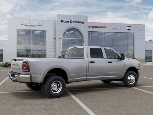 Silver Zynith 2026 RAM 3500 Tradesman Crew Cab 4x4 8' Box