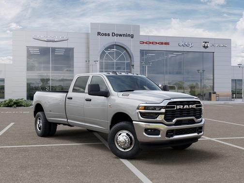 Silver Zynith 2026 RAM 3500 Tradesman Crew Cab 4x4 8' Box