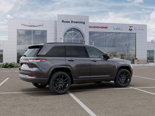 Baltic Gray Metallic Clearcoat 2026 Jeep Grand Cherokee Limited