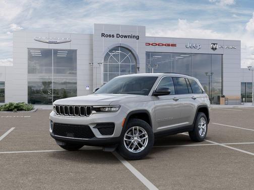 Silver Zynith 2026 Jeep Grand Cherokee Altitude