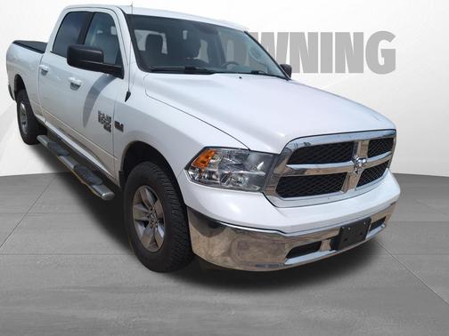 2019 RAM 1500 SLT