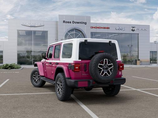 Tuscadero Pearlcoat 2026 Jeep Wrangler 4-Door Sahara 4x4