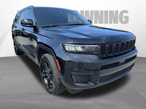 Diamond Black Crystal Pearlcoat 2023 Jeep Grand Cherokee L Altitude