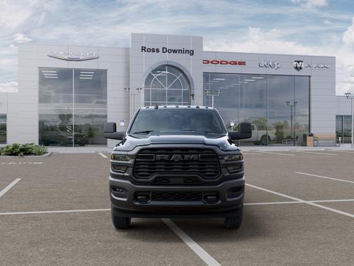 Diamond Black Crystal Pearlcoat 2026 RAM 2500 Tradesman Crew Cab 4x4 6'4' Box