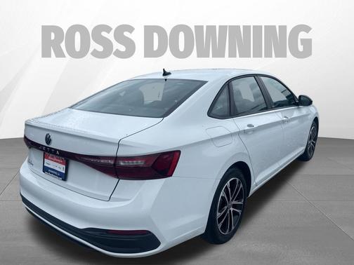 Pure White 2025 Volkswagen Jetta 1.5T Sport