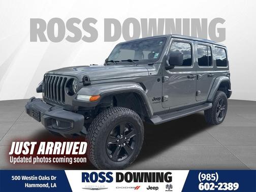 Sting-Gray Clearcoat 2022 Jeep Wrangler Unlimited Sahara