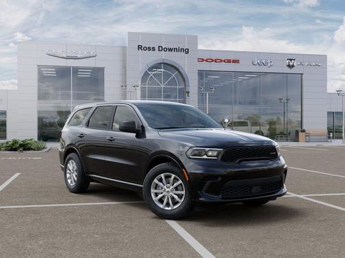 DB Black Crystal Clearcoat 2026 Dodge Durango GT RWD