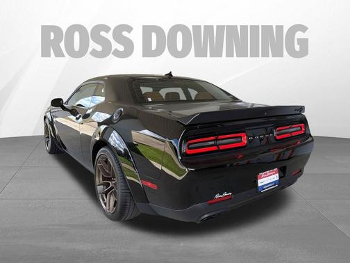 Pitch Black Clearcoat 2023 Dodge Challenger SRT Hellcat