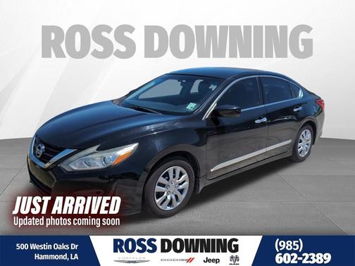 Super Black Clearcoat 2017 Nissan Altima 2.5 S