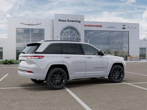 Bright White Clearcoat 2026 Jeep Grand Cherokee Limited