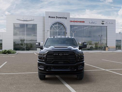 Diamond Black Crystal Pearlcoat 2027 RAM 2500 Laramie