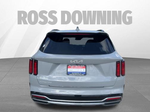 Wolf Gray 2023 Kia Sorento SX