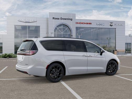 2026 Chrysler Pacifica Limited