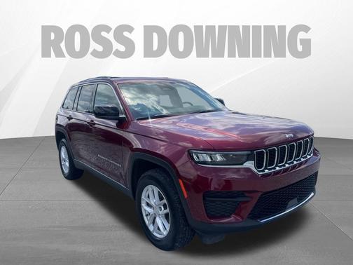 Velvet Red Pearlcoat 2023 Jeep Grand Cherokee Laredo