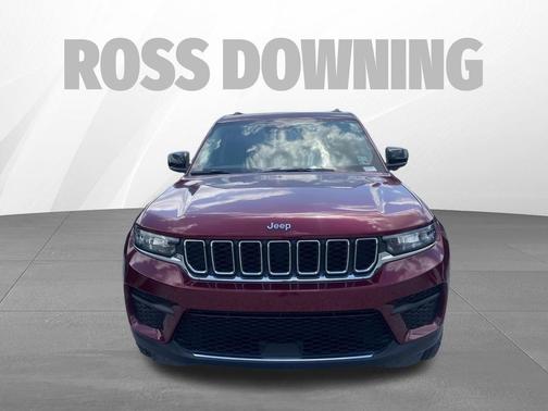 Velvet Red Pearlcoat 2023 Jeep Grand Cherokee Laredo